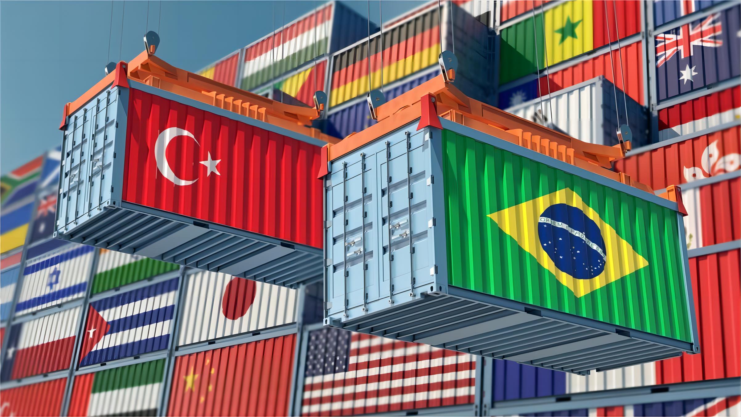 Cargo ship transporting containers from China to Italy